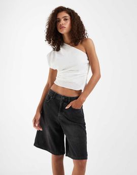 Vero Moda Vero Moda Hadley mid-rise loose fit denim bermuda shorts in black wash
