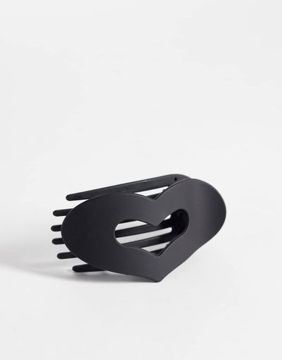 Vero Moda Vero Moda heart claw hair clip in black
