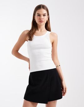 Vero Moda Vero Moda high waist skort in black