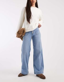 Vero Moda Vero Moda Kayla button front wide leg jeans in light blue denim