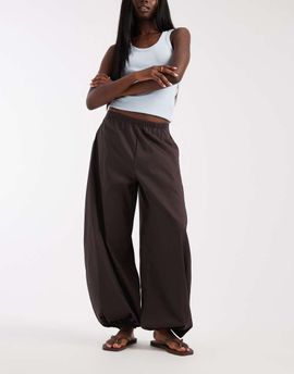 Vero Moda Vero Moda poplin wide balloon pants in chocolate-Brown