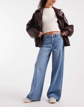 Vero Moda Vero Moda Remy mid rise wide leg jeans in light blue denim