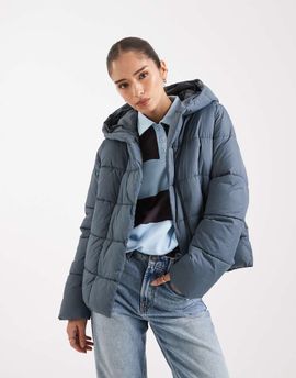 Vero Moda Vero Moda short puffer coat with hidden zip detail in stormy gray