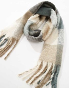 Vero Moda Vero Moda soft boucle scarf in neutral plaid