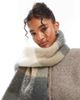 Vero Moda Vero Moda soft boucle scarf in neutral plaid - 2
