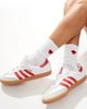 Vero Moda Vero Moda sporty ribbed socks with heart motif in white - 3