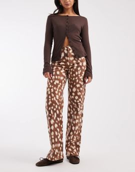 Vero Moda Vero Moda Tessa high waisted wide leg jeans in deer print-Brown