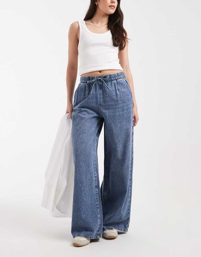 Vero Moda Vero Moda Valeria mid rise wide leg pull on jeans in medium blue wash