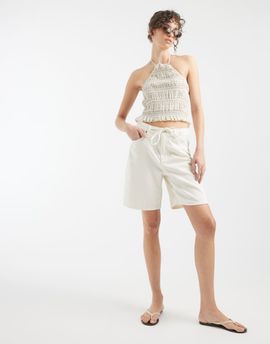 Vero Moda Vero Moda Villa mid-rise tie waist denim bermuda shorts in ecru wash-White