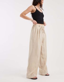 Vero Moda Vero Moda woven pleat front tailored pants with tie waist in stone-Neutral