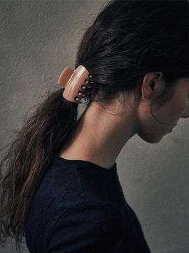 verte Clear Acrylic Versatile Hairclip [Apricot Syrup]