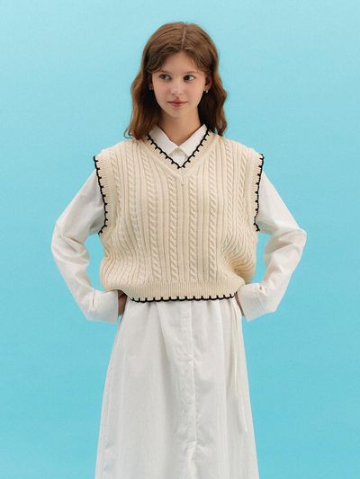 VIKI Cable Knit Color Block V-Neck Vest (TKVCB2938)