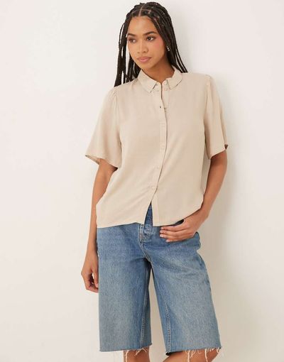 Vila Vila linen touch flutter sleeves shirt in stone-Neutral