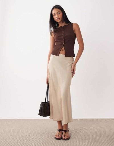 Vila Vila satin midi skirt in sand-Neutral