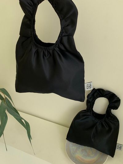 VILLA DE SILK Silk Frill Tote Bag - 5 Colors (M)