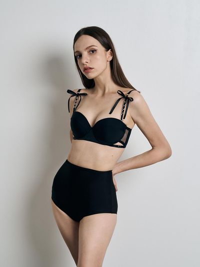 VINAJ Double Chain Ribbon Demi Cup Bikini Bra [Black]