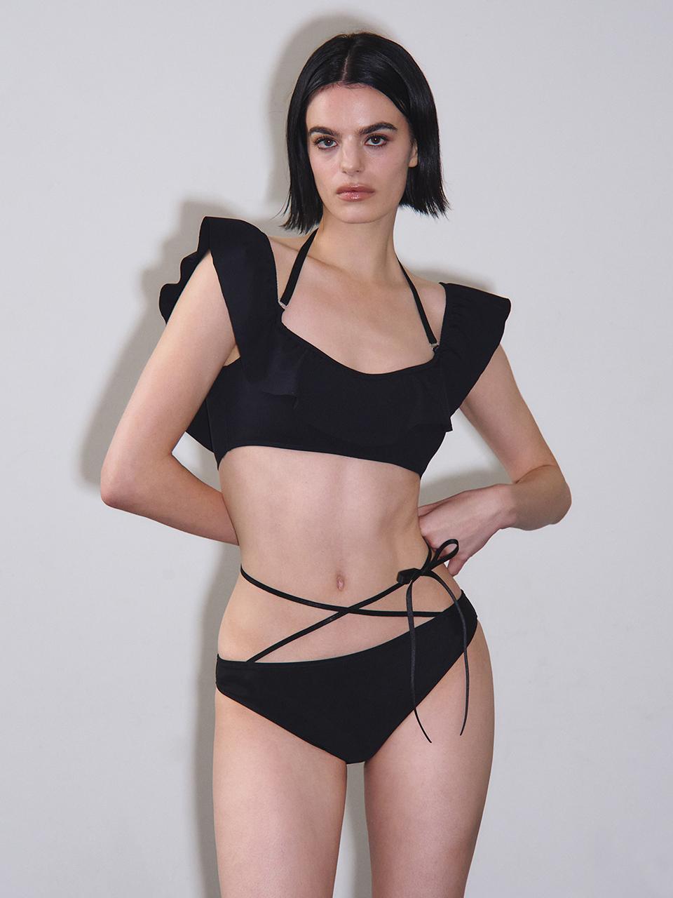 VINAJ Frill Square Neckline Detachable Strap Bikini Bra [Black]