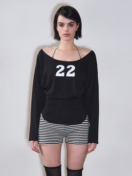 VINAJ Off-Shoulder Cotton Blend Lettering T-Shirt [Black]