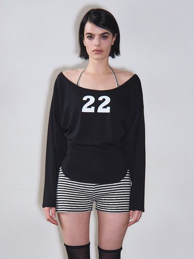VINAJ Off-Shoulder Cotton Blend Lettering T-Shirt [Black]