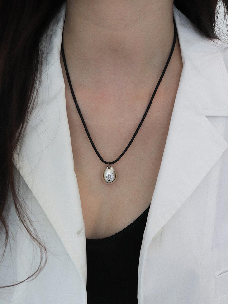 VINOOM Stone Strap Necklace