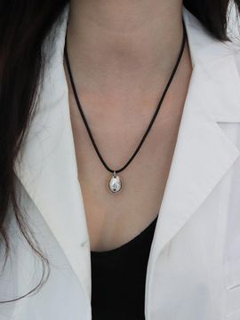 VINOOM Stone Strap Necklace