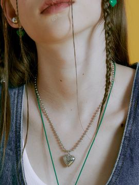 VINTAGE HOLLYWOOD Heart Ball Chain Necklace