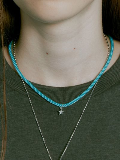 VINTAGE HOLLYWOOD Petit Star String Necklace