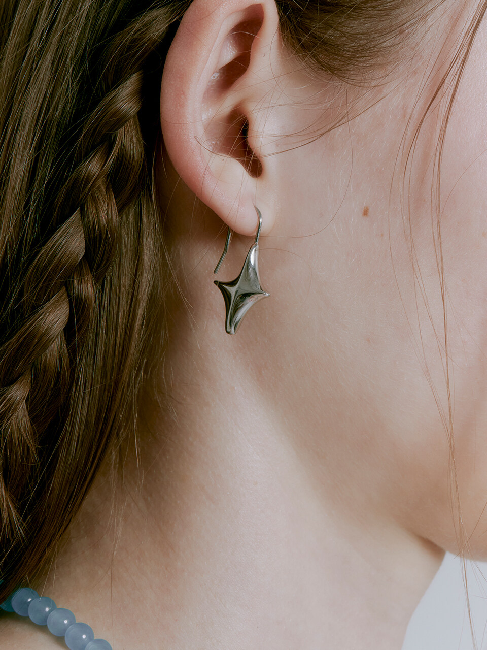 VINTAGE HOLLYWOOD Sparkle Star Hook Earrings