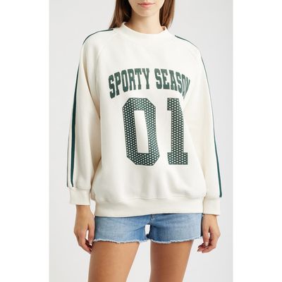 Vinyl Icons Vinyl Icons Sporty Season Mock Neck Graphic Sweatshirt