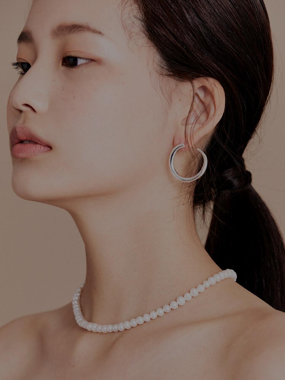 viollina C Silver Earrings