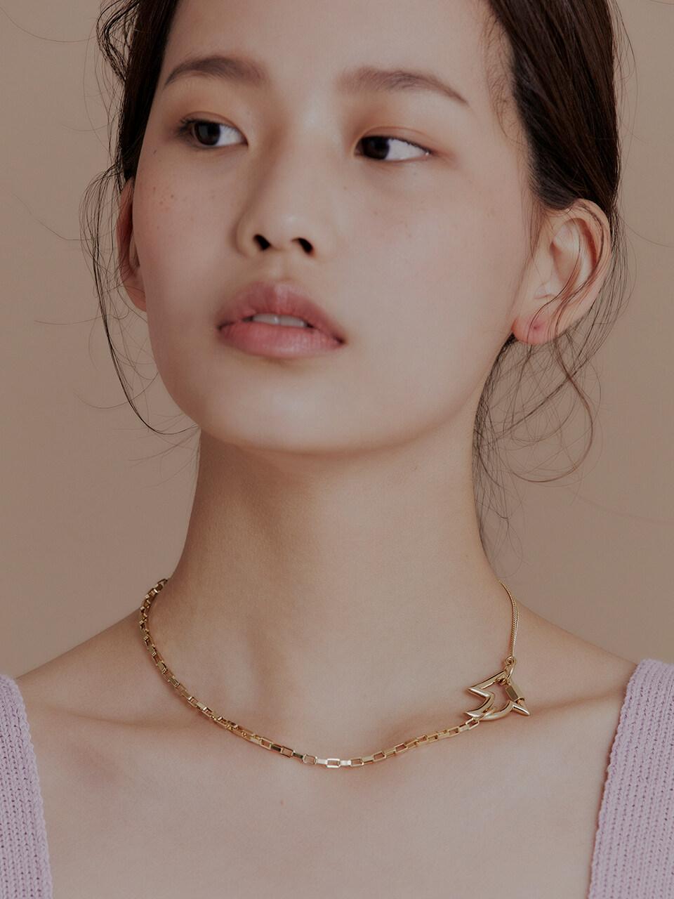viollina Cupid Screw Necklace_Gold