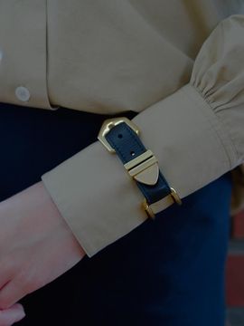 viollina Gold Wire Leather Bracelet