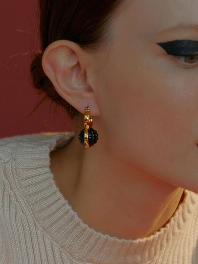 viollina Hoop With Ball Earrings Black