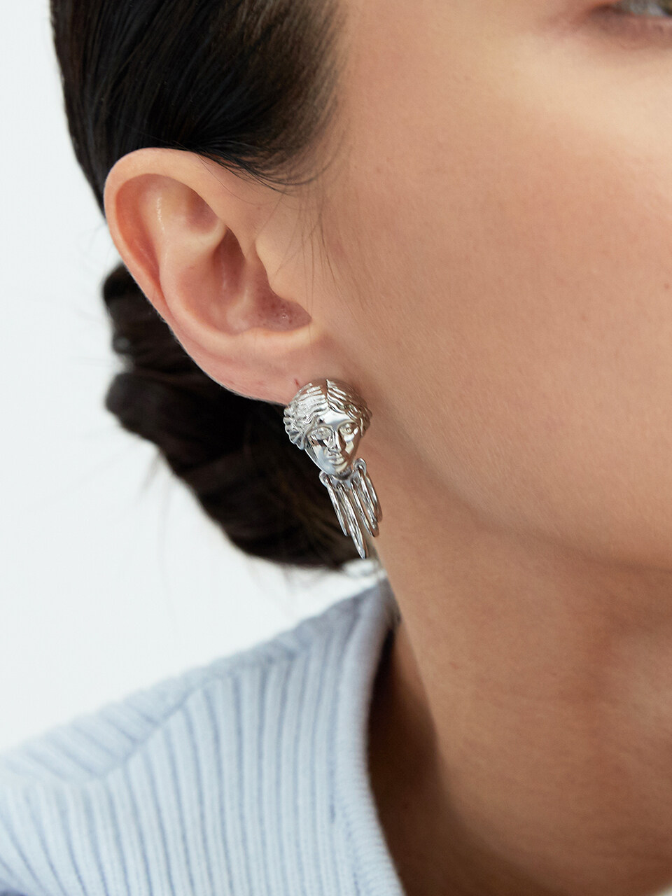 viollina Victory Goddess Earrings_Silver
