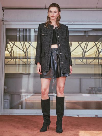 VISIT IN NEWYORK Collarless Fringe Tweed Jacket (VAAJK27)