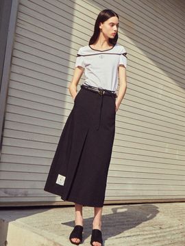 VITALSIGN [LINE] Basic Tuck Long Skirt