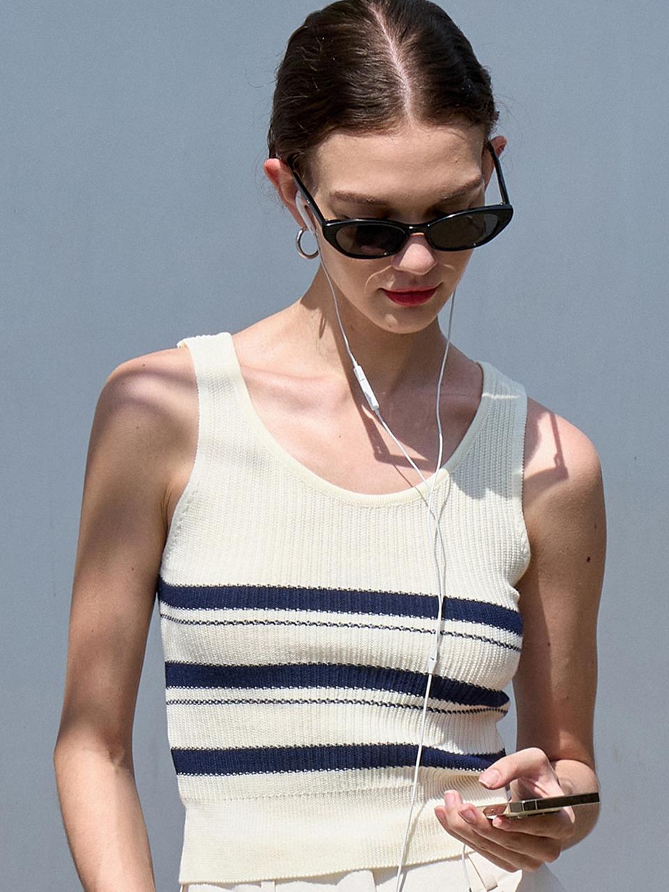 VOIEBIT for WOMEN Three Line Stripe Sleeveless Knit Top