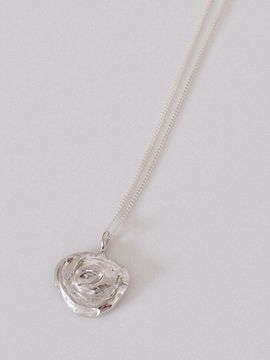 voor Silver Shell Necklace
