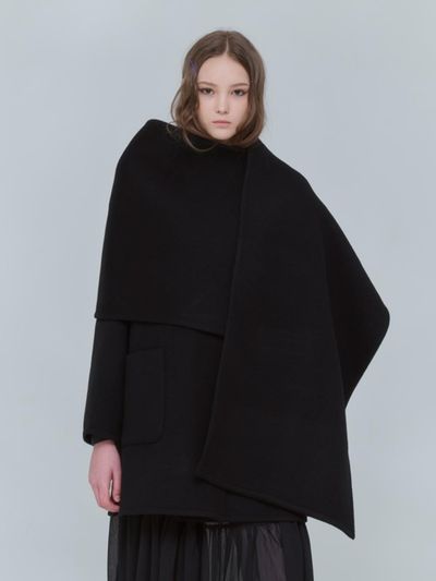 VOYONN Double-Sided Wool V-neck Outer [Black] (0132)