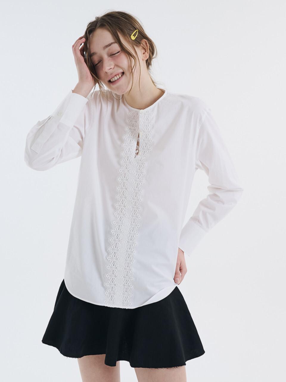 VOYONN Lace Round Neck Shirt [White] (0101)