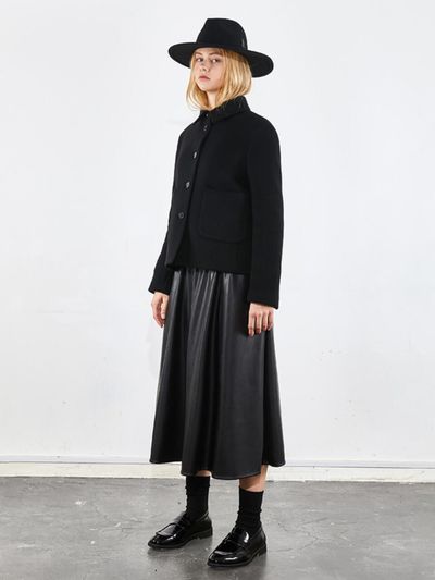 VOYONN Stand Collar Slim-fit Half Coat Blazer [Black] (041)