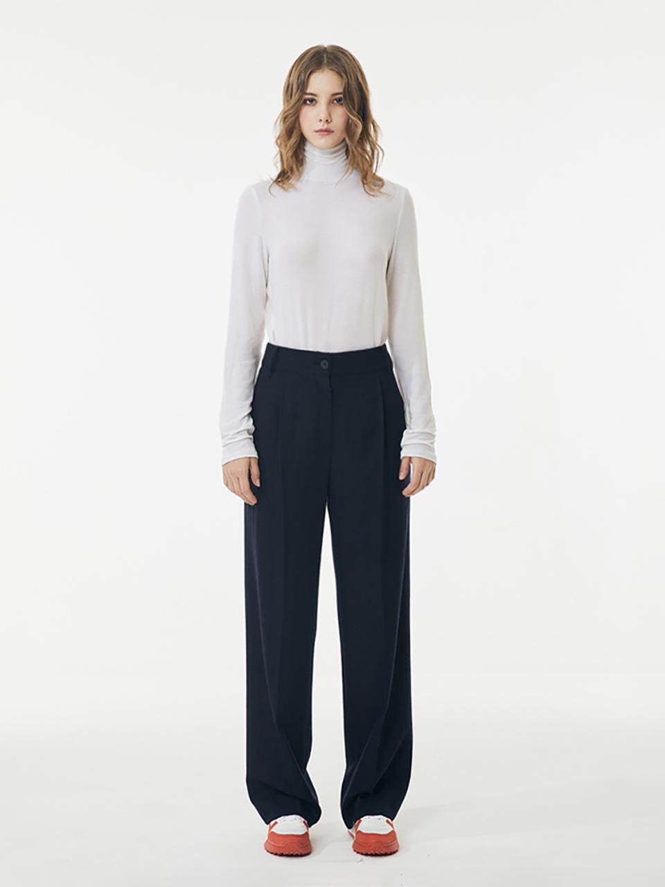 VOYONN Wool Rayon Turtleneck T-shirt [White] (913)