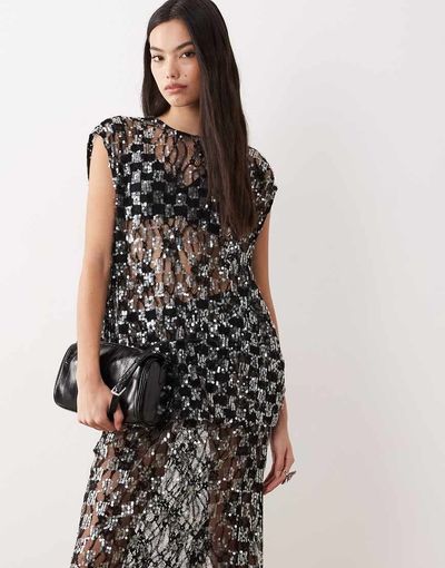 Vrg Grl VRG GRL embellished short sleeve mesh top in black-Neutral