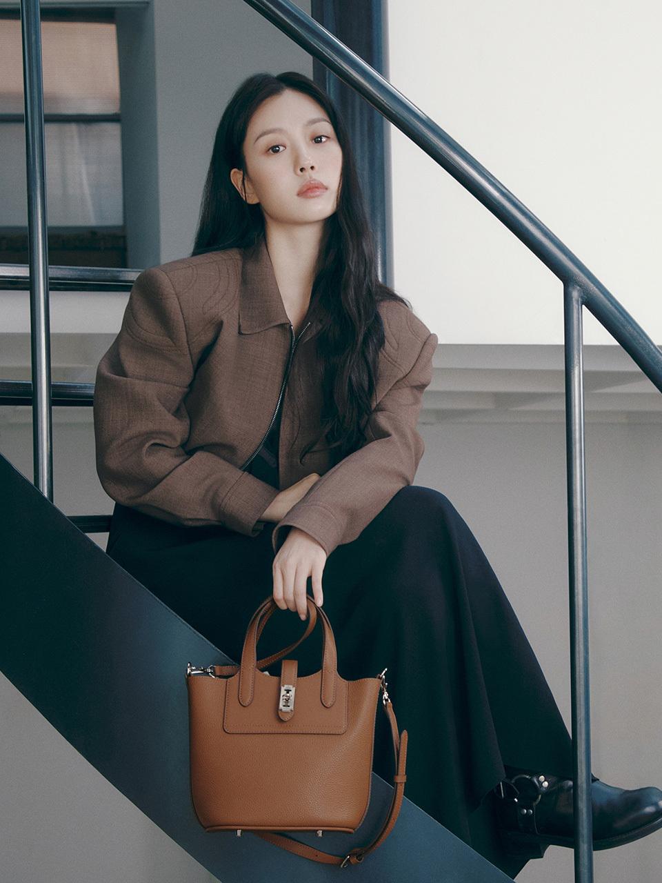 vunque Leather Basket-Style Bucket Bag _2colors