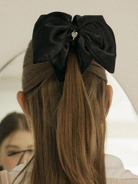 VVV Big Ribbon Satin Hair Clip