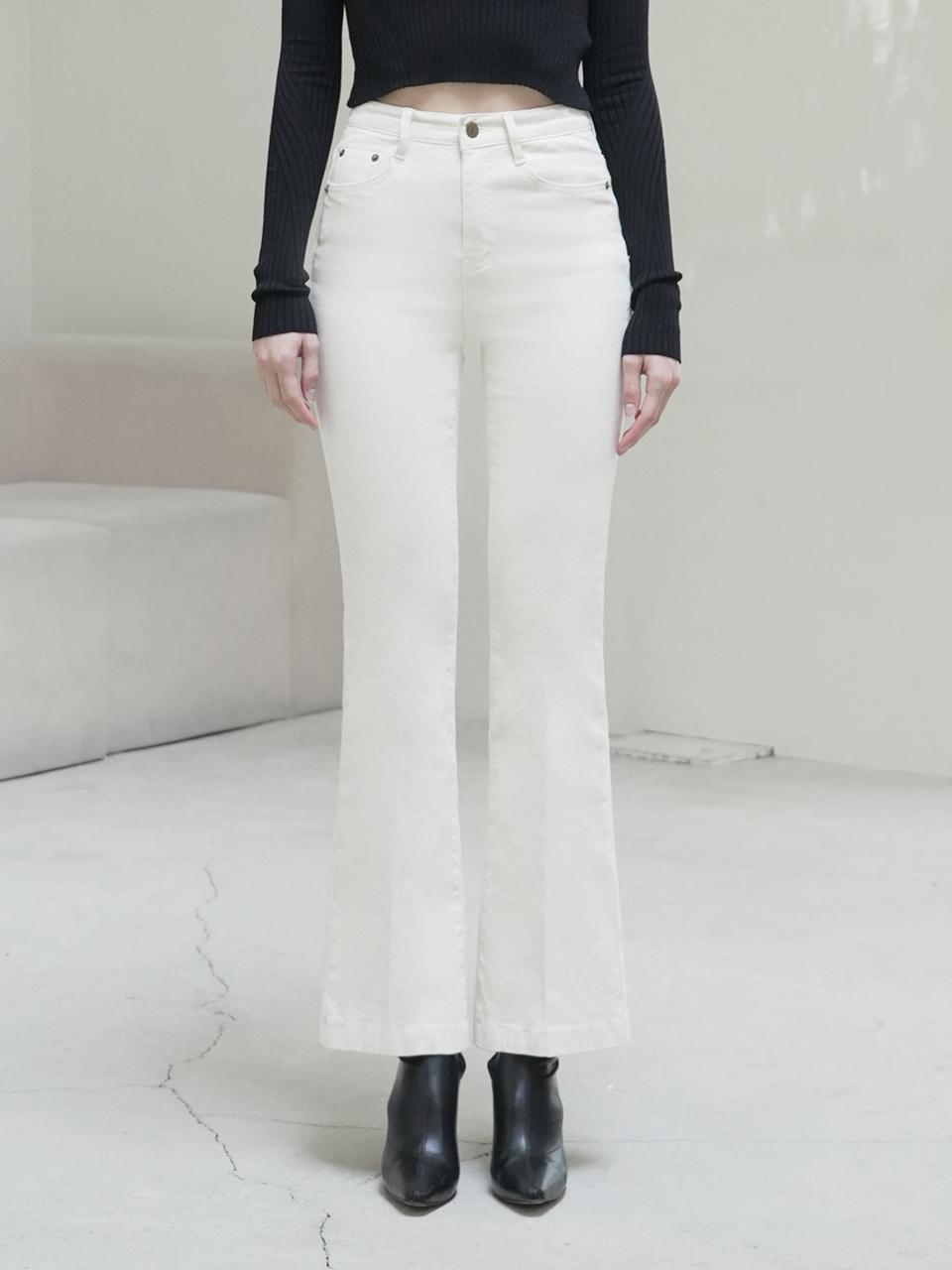WAAR Boots Cut Cotton Pants - White