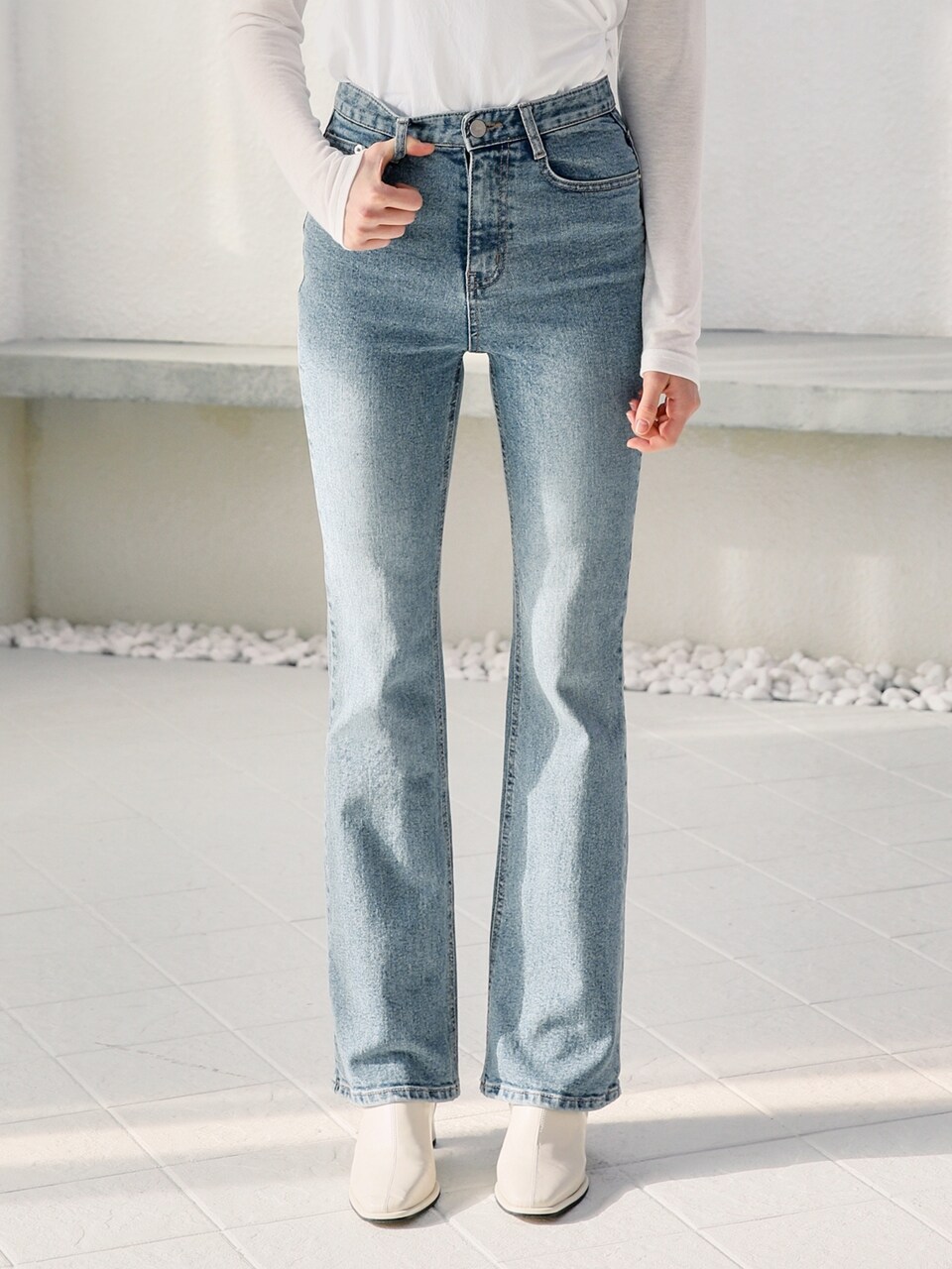 WAAR W52 Long Semi Boot Cut Denim Pants _ Light Blue