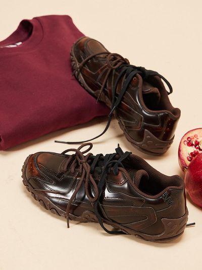 Wacky Willy Premium Leather Low-Profile Sneakers [BROWN]