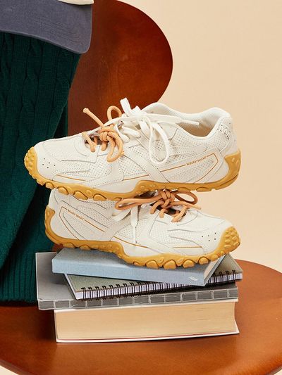 Wacky Willy Premium Split Leather Low-Profile Sneakers [Beige]