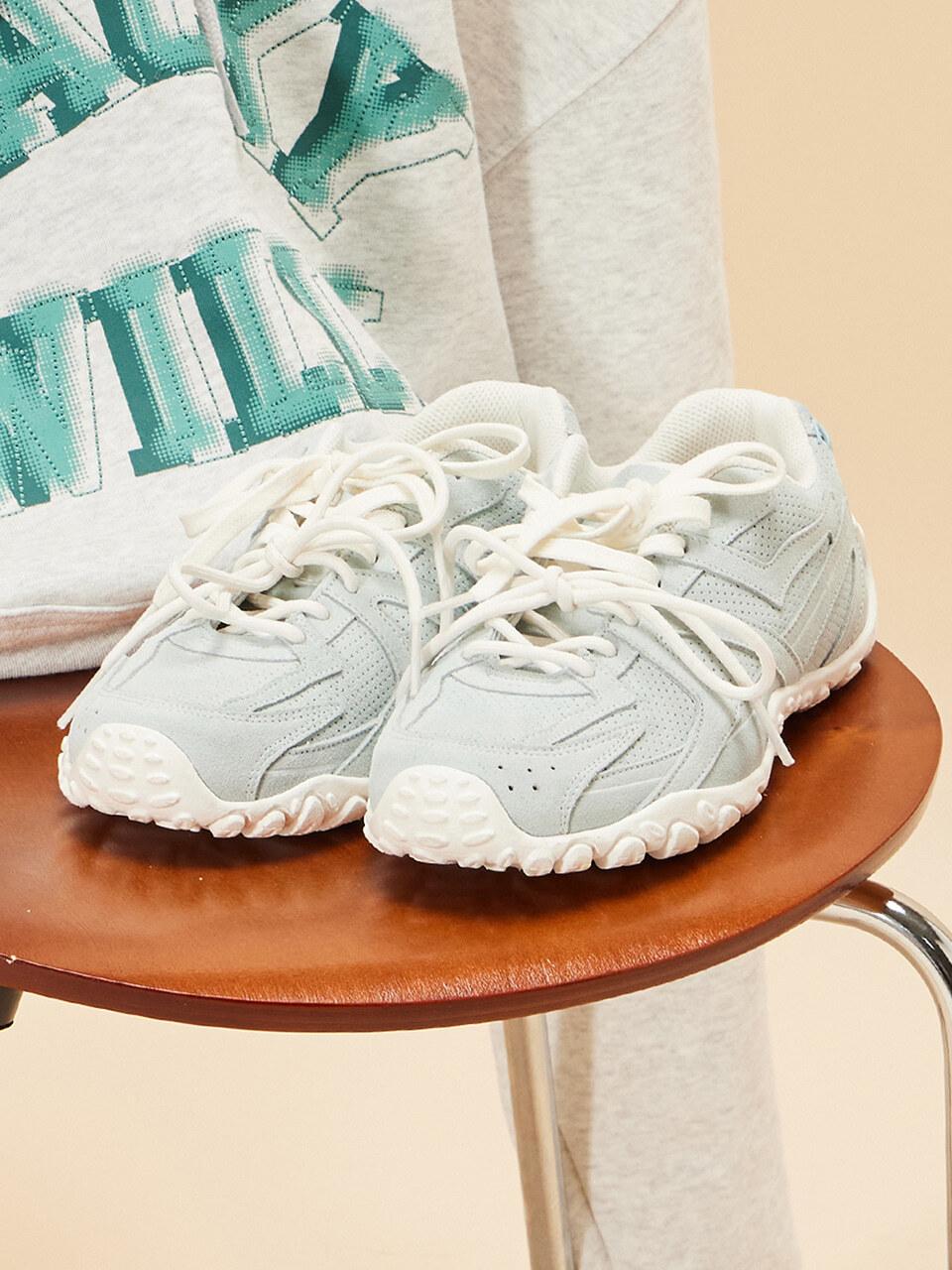 Wacky Willy Premium Split Leather Low Profile Sneakers [Light Blue]